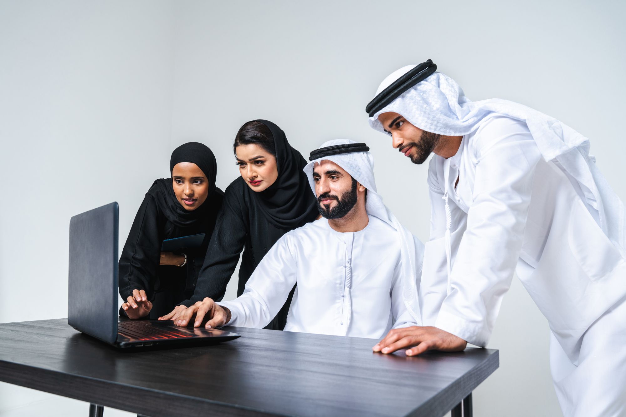 Top 5 Reasons to Work with the Best Recruitment Agency in Saudi Arabia