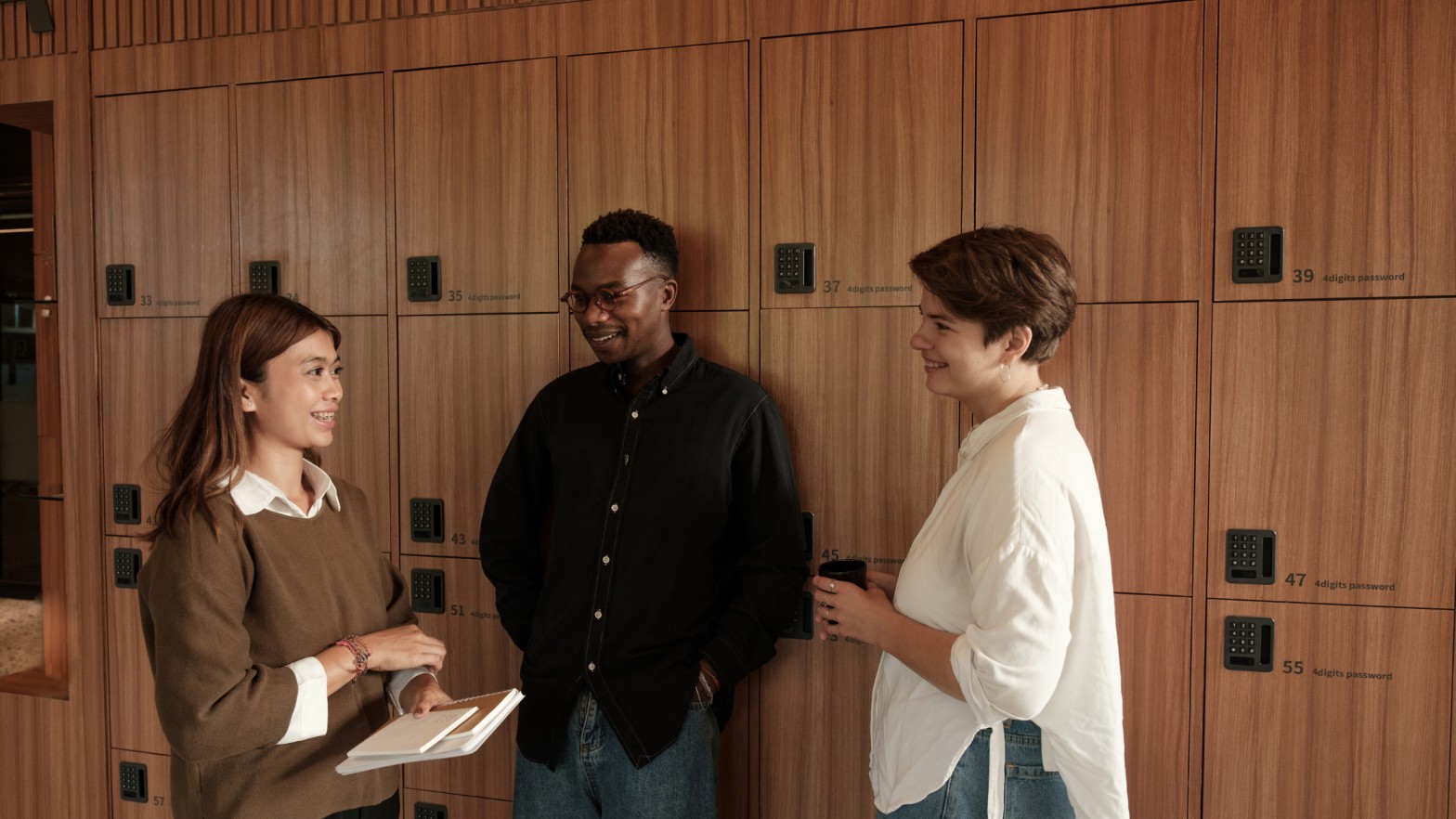 From Hiring to HR Structure: How Klay HR Supports Business Leaders in the GCC