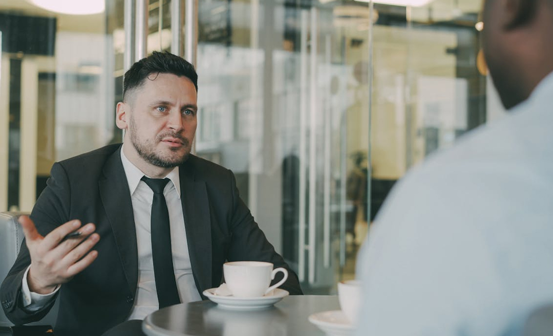 How to Talk to Your Employees About Salaries: A Manager’s Guide